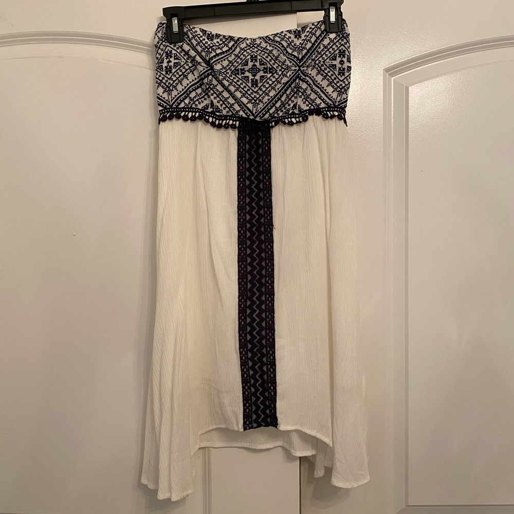 strapless dress